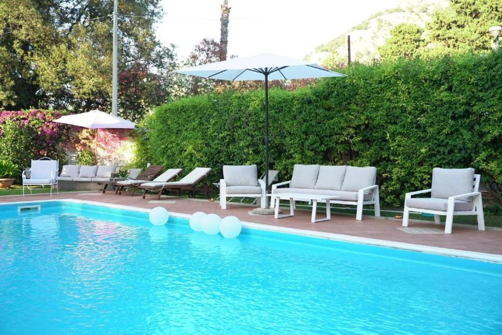 Villa Losanna Mondello Buitenkant foto